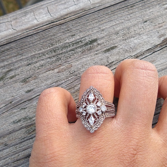 Silver Estate filigree ring size 7 - Picture 6 of 6